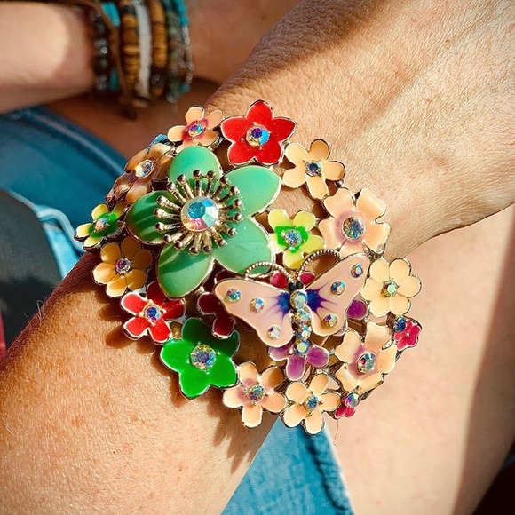 Meet your Posher, Cherie - Picture 3 of 8